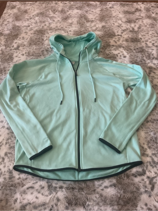 Under Armour Tops - Women’s Under Armour Mint Turquoise Zip Jacket with Black Zipper Trim size L